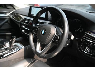 BMW 530e Luxury 2018 รูปที่ 6
